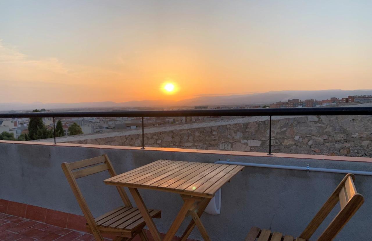 Apartamento 2 En La Muralla Romana Junto A La Catedral Tarragona Dış mekan fotoğraf