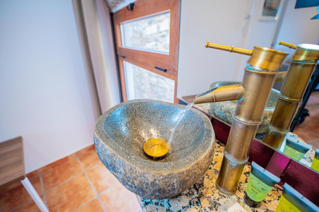 Apartamento 2 En La Muralla Romana Junto A La Catedral Tarragona Dış mekan fotoğraf